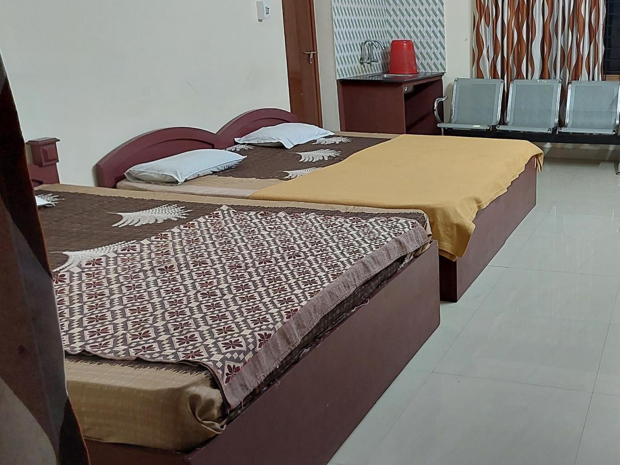 Adhithya Apartments Guruvāyūr 外观 照片